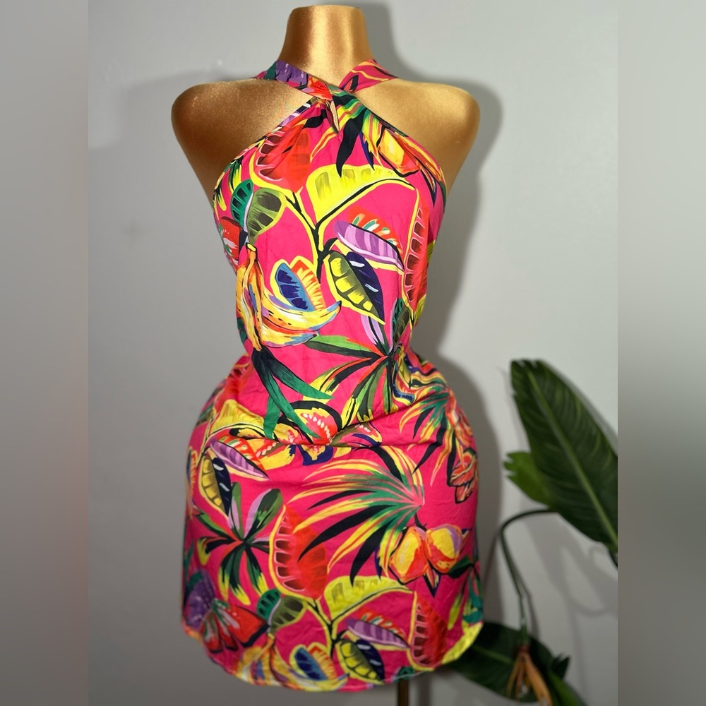 Vibrant Strapless Tropical Dress
